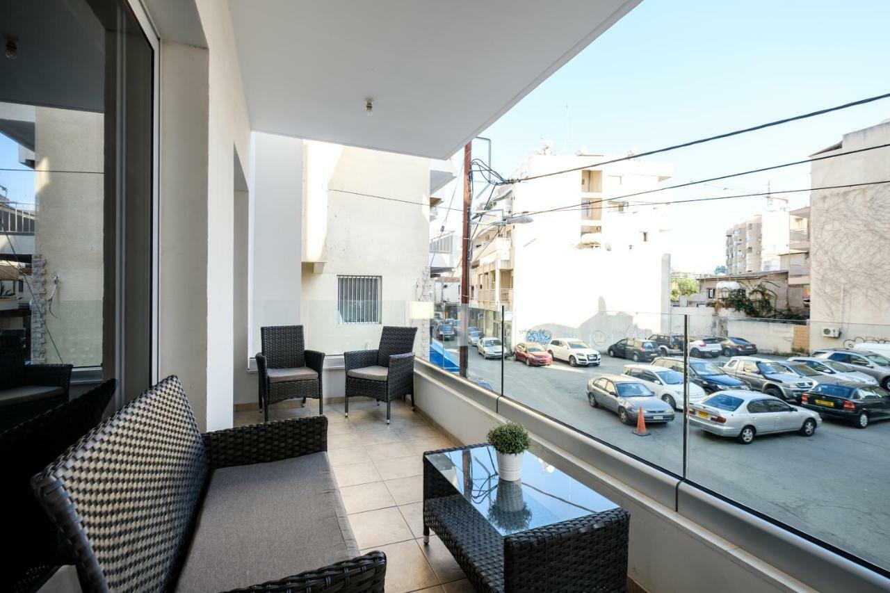Book Me Now Central Flat Apartment Larnaca Exterior photo